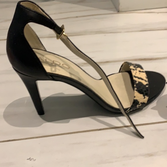 Women’s ALDO heels sz 7.5 - Picture 2 of 3